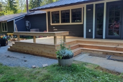 Cedar Deck with Built-In Bench Seating